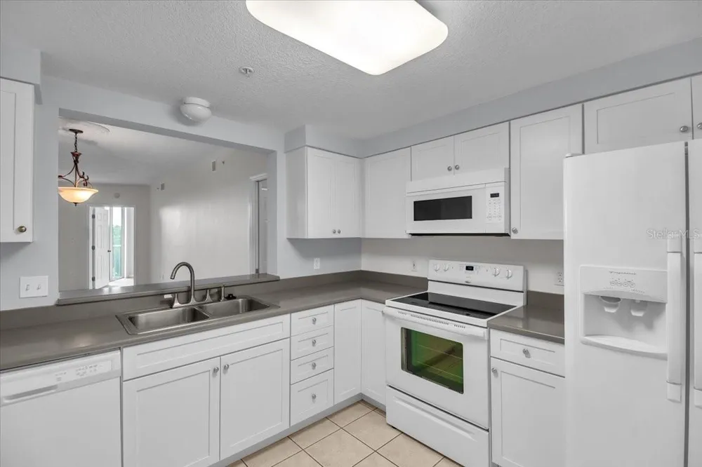 2625 TERRA CEIA BAY BOULEVARD #103 Palmetto, FL 34221