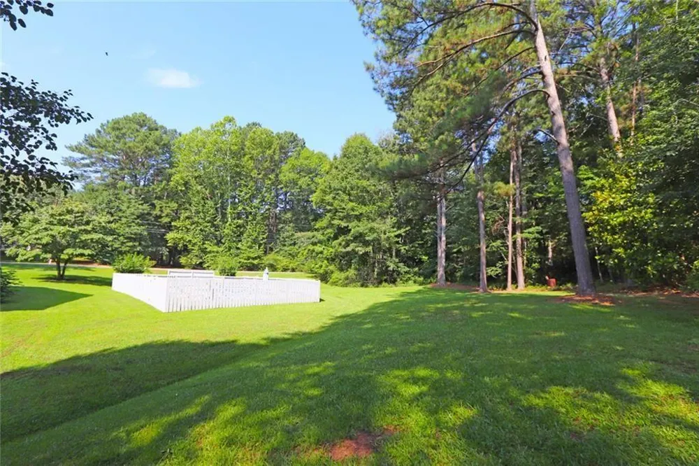 42 Dale Street Temple, GA 30179