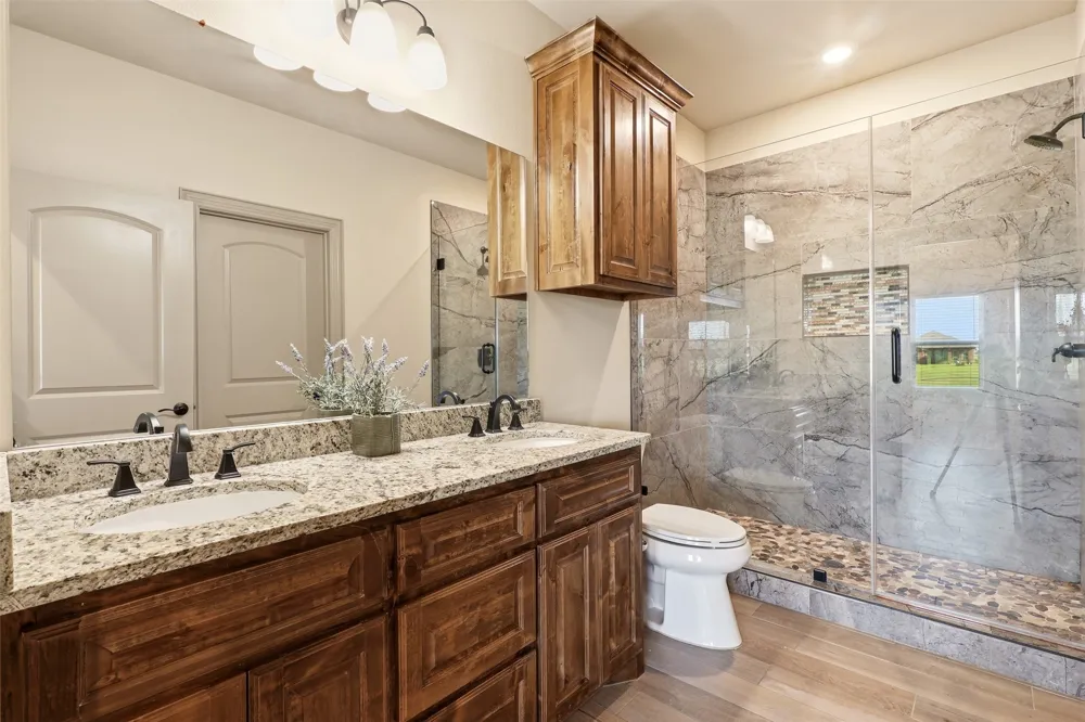 265 Delatorre Street Trenton, TX 75490
