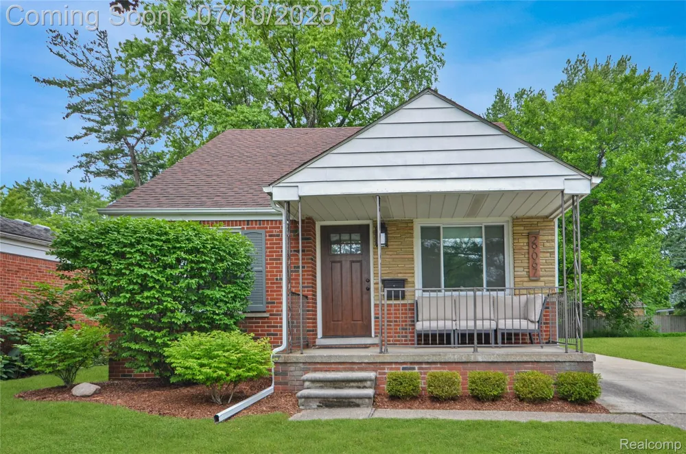 29067 Milton Avenue Madison Heights City, MI 48071