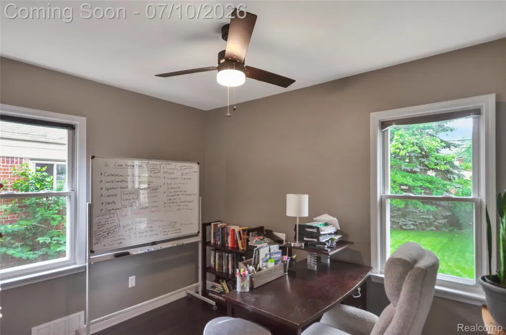 29067 Milton Avenue Madison Heights City, MI 48071