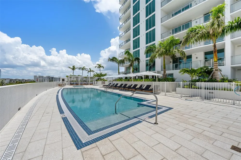 5713 BOWEN DANIEL DR. #1506 Tampa, FL 33616