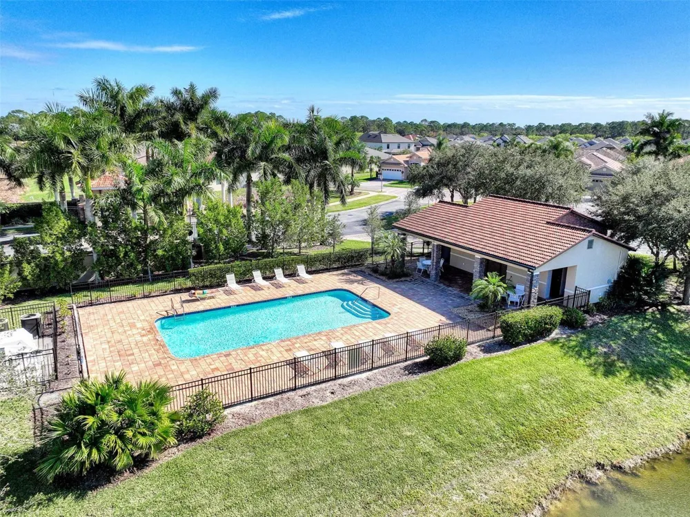 2084 LA PALMA AVENUE Port Charlotte, FL 33953