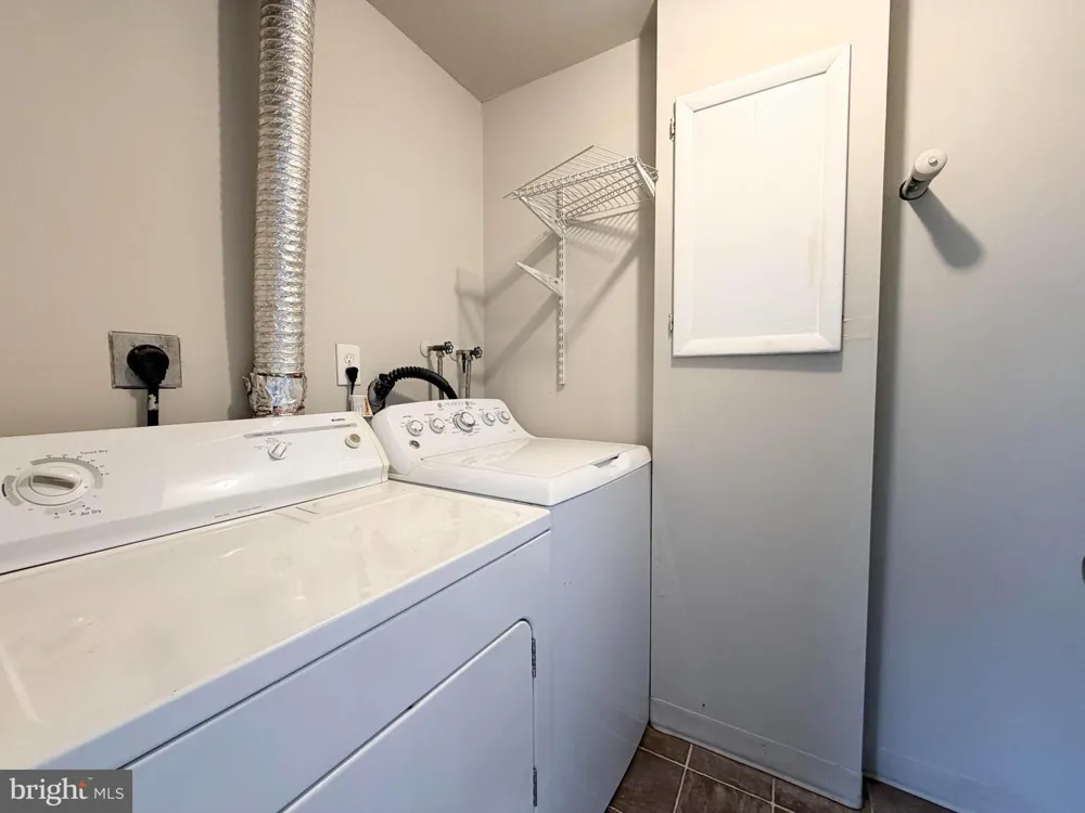 8382 BROCKHAM DRIVE #A Alexandria, VA 22309