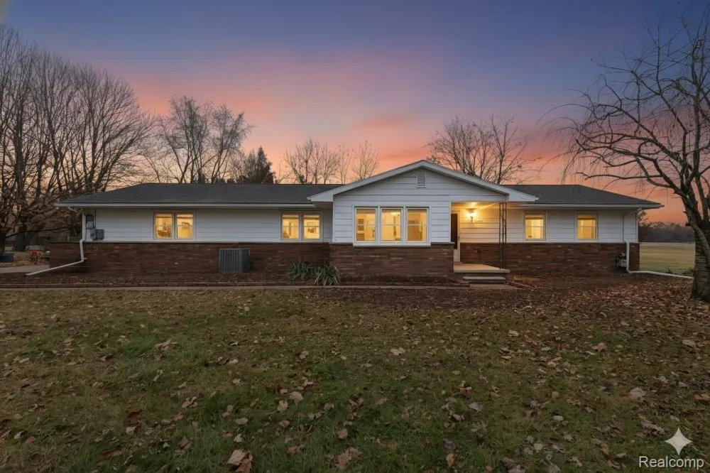 15635 Martinsville Road Van Buren Charter Township, MI 48111