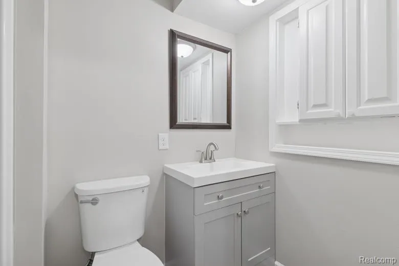 15635 Martinsville Road Van Buren Charter Township, MI 48111