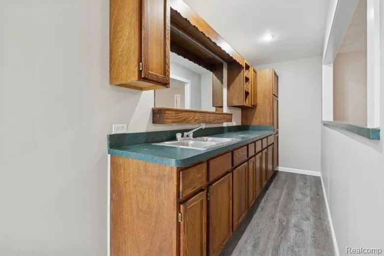 15635 Martinsville Road Van Buren Charter Township, MI 48111