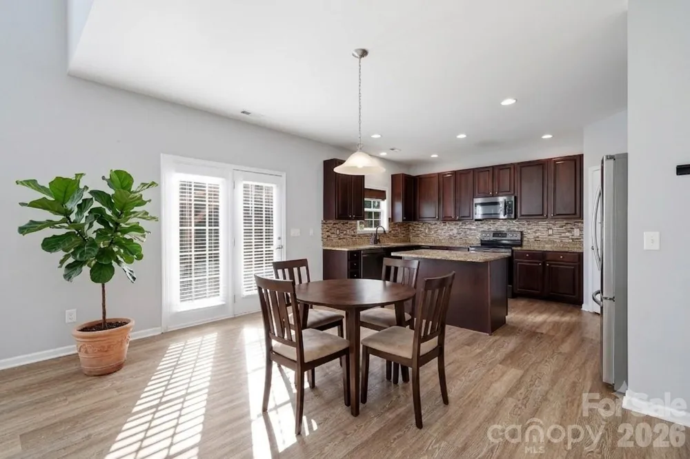 197 Roanoke Road Fletcher, NC 28732