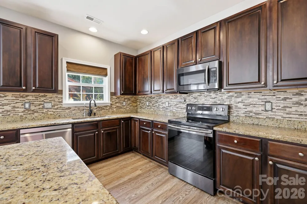 197 Roanoke Road Fletcher, NC 28732