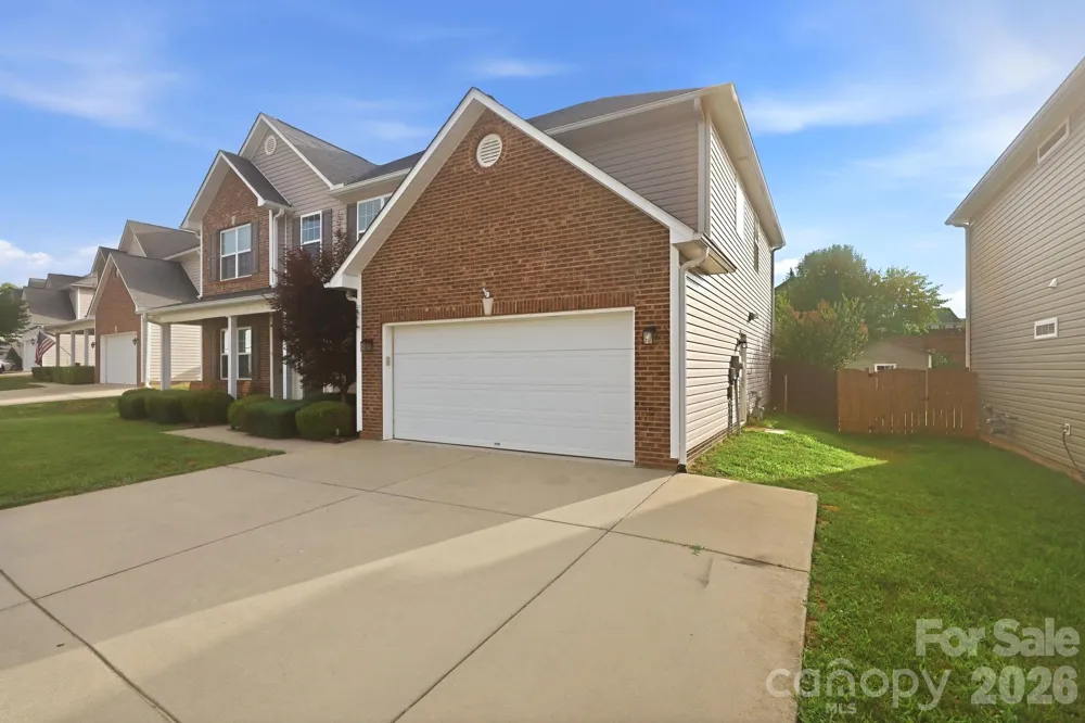 197 Roanoke Road Fletcher, NC 28732