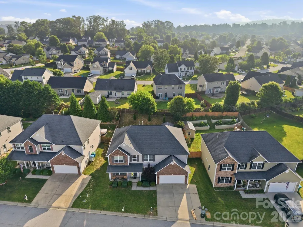 197 Roanoke Road Fletcher, NC 28732