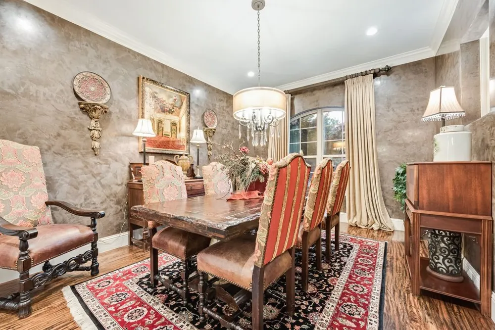 18307 Frankford Lakes Circle Dallas, TX 75252