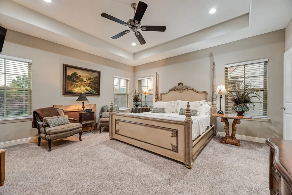 18307 Frankford Lakes Circle Dallas, TX 75252