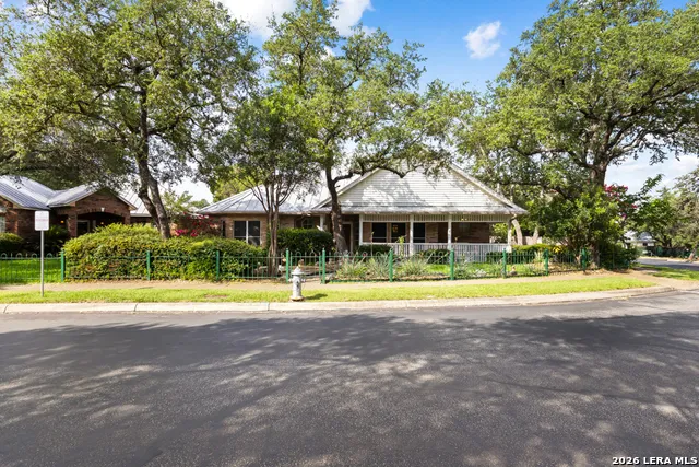 2618 Fairfield Bend Drive San Antonio, TX 78231