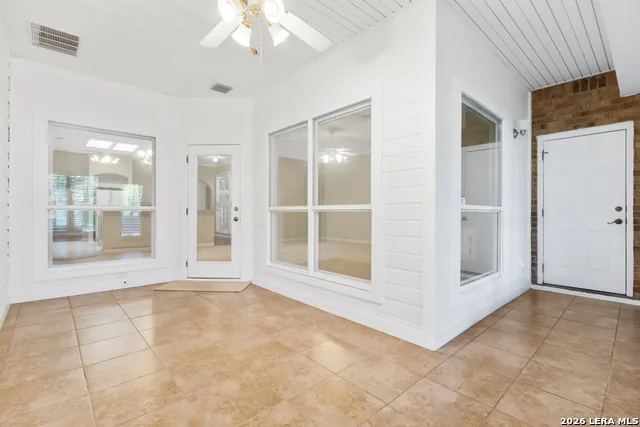 2618 Fairfield Bend Drive San Antonio, TX 78231
