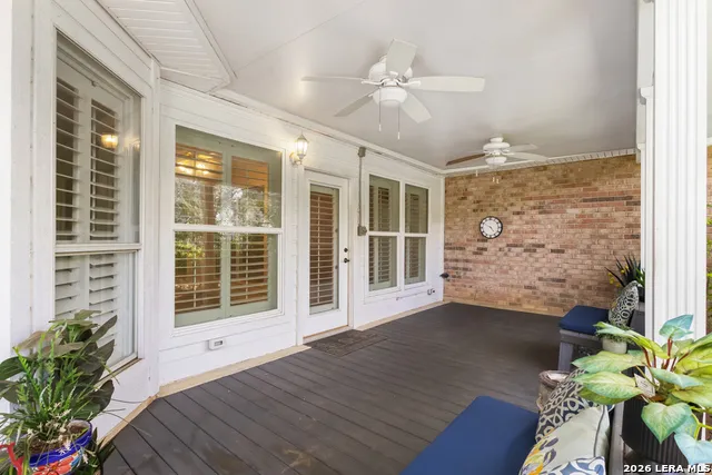 2618 Fairfield Bend Drive San Antonio, TX 78231