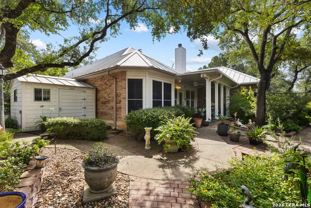 2618 Fairfield Bend Drive San Antonio, TX 78231