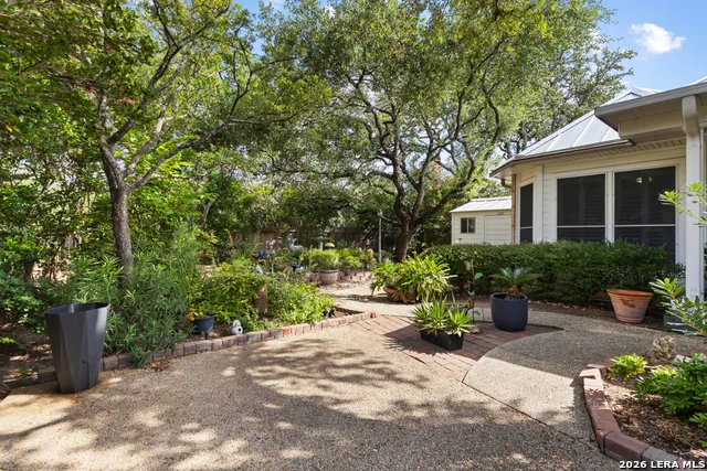 2618 Fairfield Bend Drive San Antonio, TX 78231
