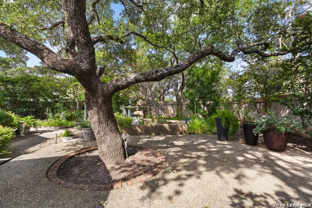 2618 Fairfield Bend Drive San Antonio, TX 78231