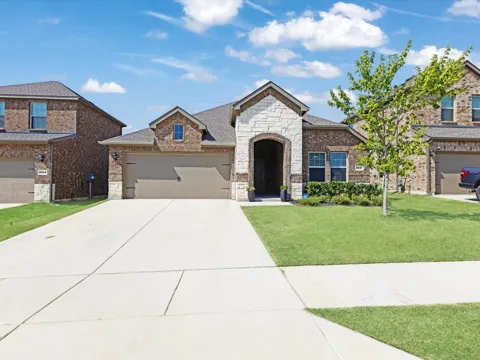 3257 Trails End Road