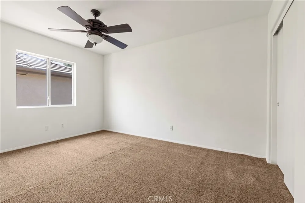 28549 Silverking Trail Saugus, CA 91390