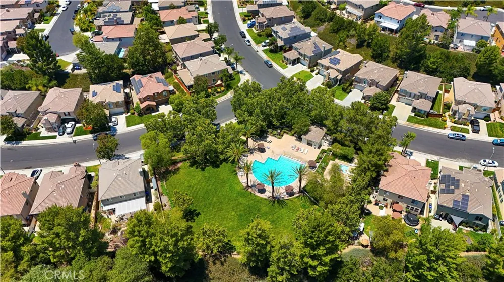 28549 Silverking Trail Saugus, CA 91390