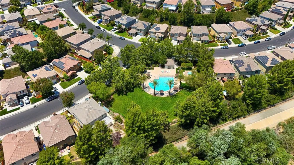 28549 Silverking Trail Saugus, CA 91390