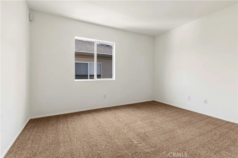 28549 Silverking Trail Saugus, CA 91390