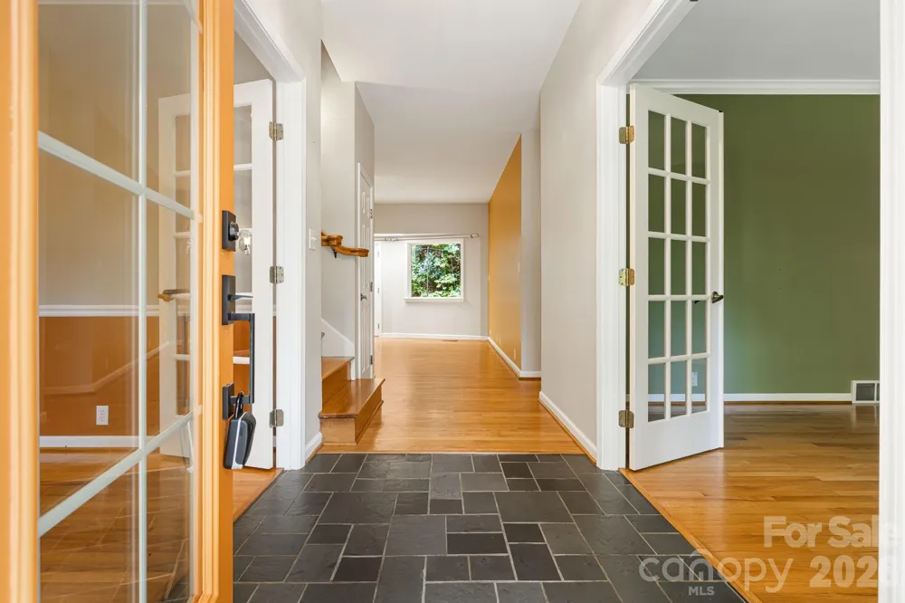 94 Paradise Cove Road Penrose, NC 28766