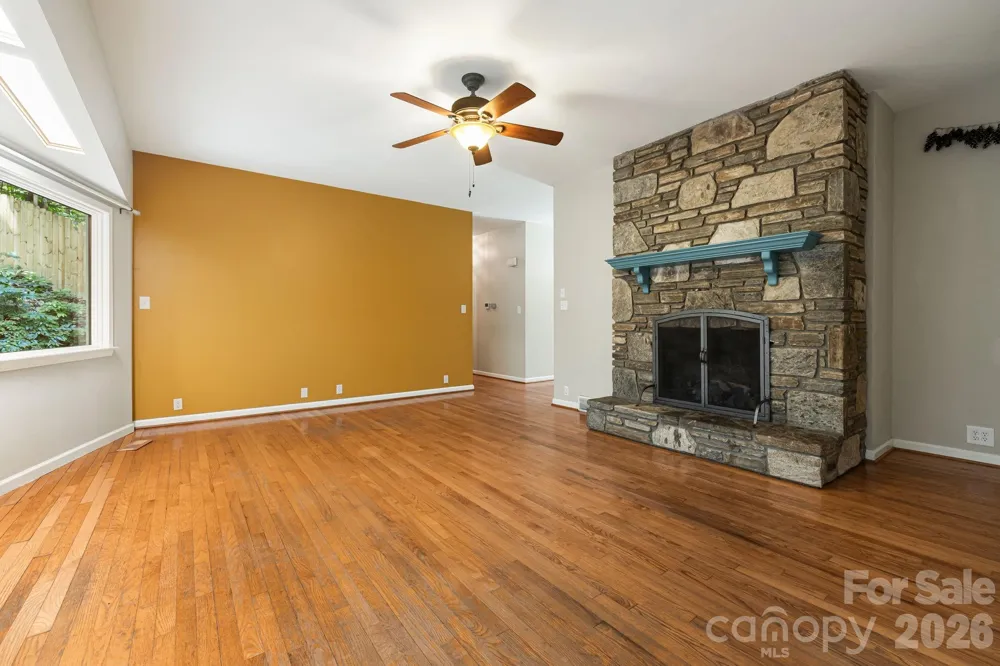 94 Paradise Cove Road Penrose, NC 28766