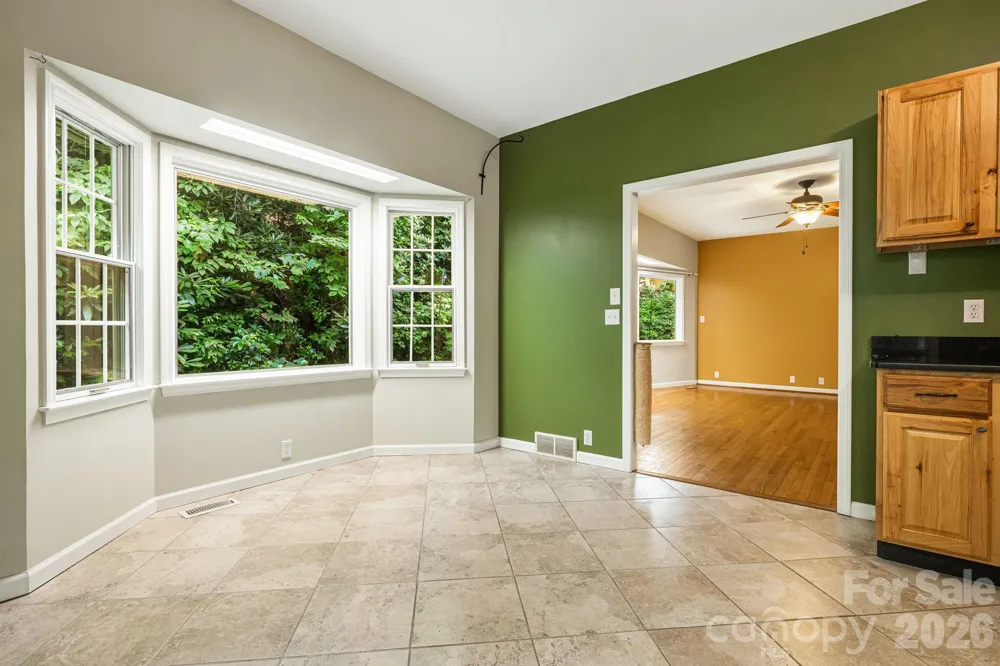 94 Paradise Cove Road Penrose, NC 28766