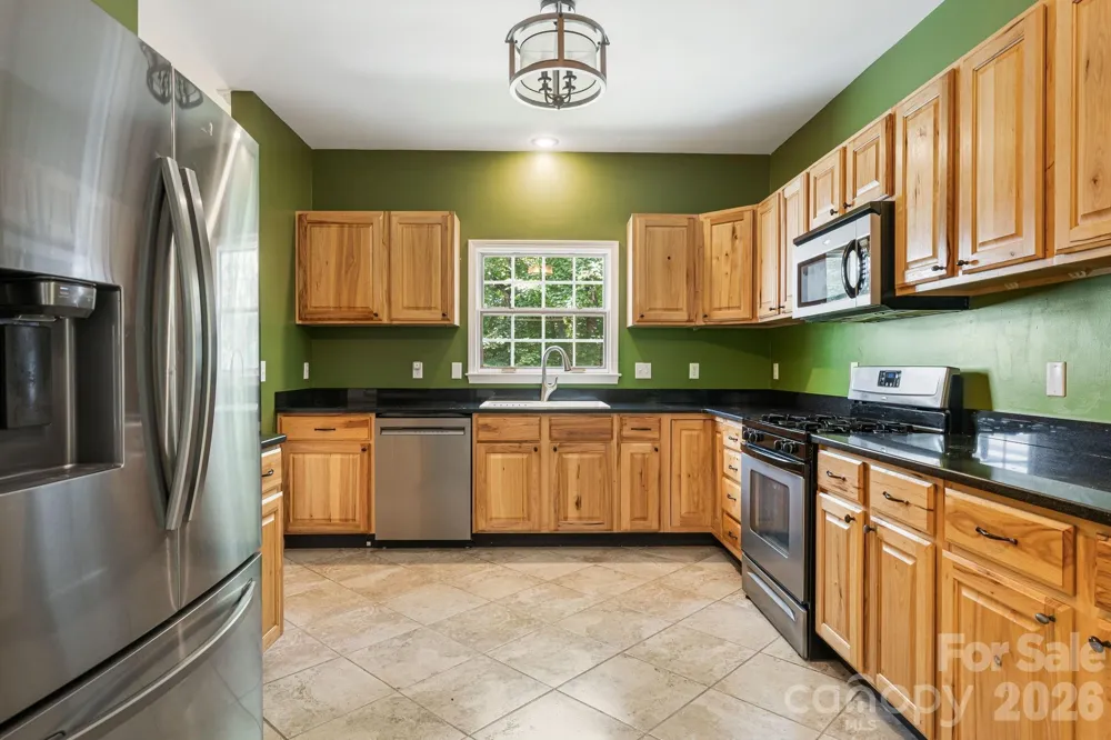 94 Paradise Cove Road Penrose, NC 28766