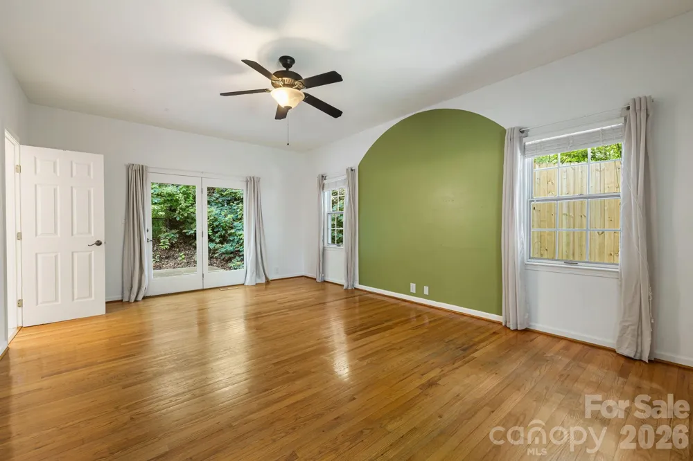 94 Paradise Cove Road Penrose, NC 28766