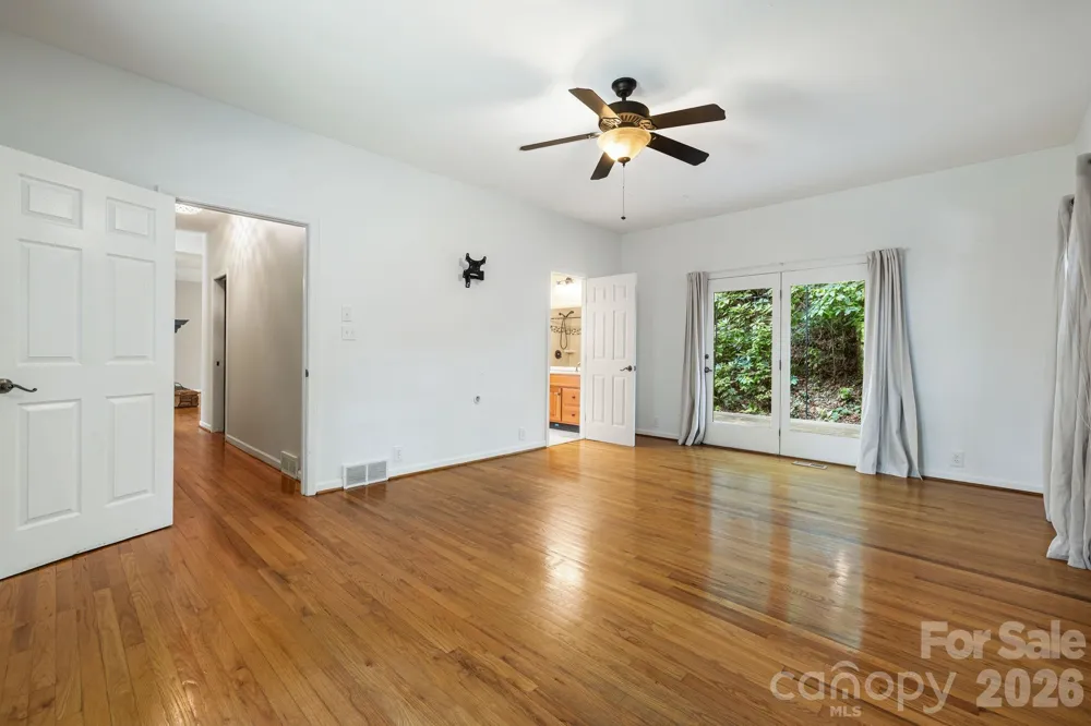 94 Paradise Cove Road Penrose, NC 28766