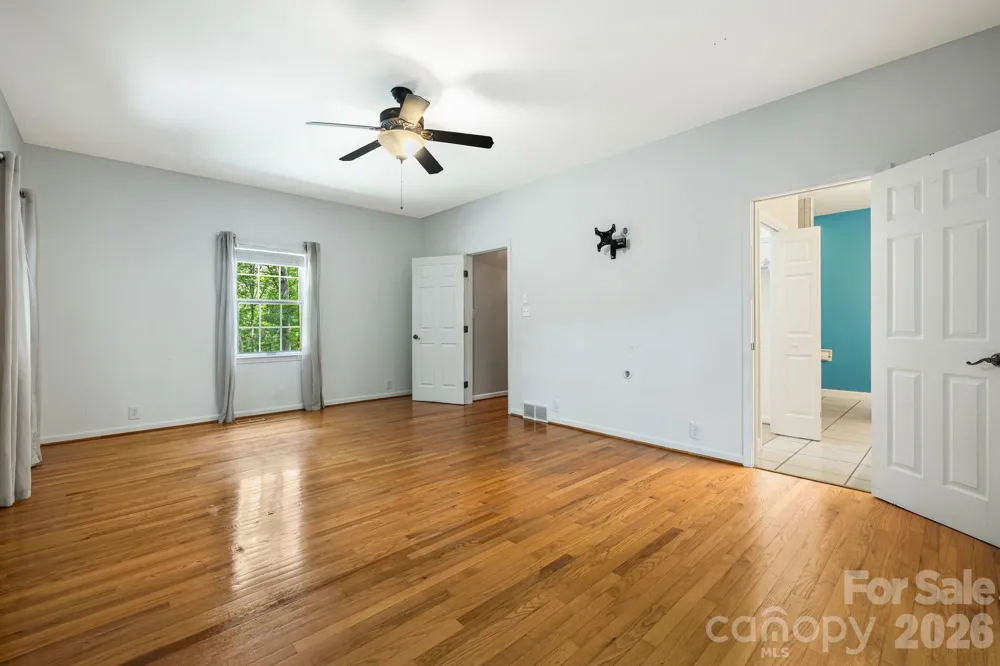 94 Paradise Cove Road Penrose, NC 28766