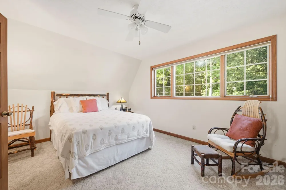 198 Hickory Hill Circle Spruce Pine, NC 28777