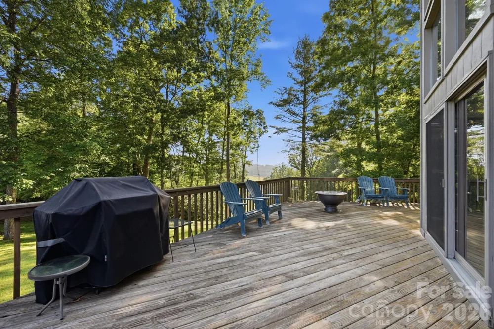 198 Hickory Hill Circle Spruce Pine, NC 28777