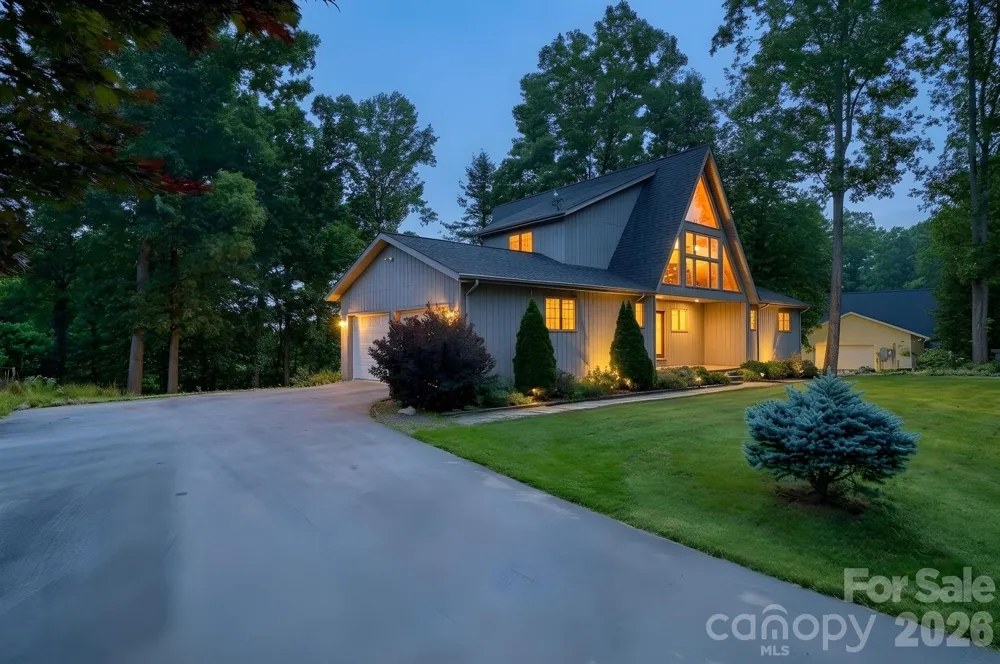 198 Hickory Hill Circle Spruce Pine, NC 28777