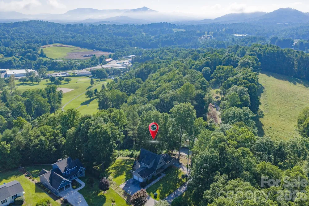 198 Hickory Hill Circle Spruce Pine, NC 28777