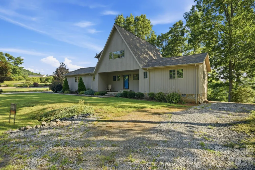 198 Hickory Hill Circle Spruce Pine, NC 28777
