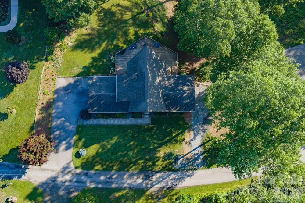 198 Hickory Hill Circle Spruce Pine, NC 28777