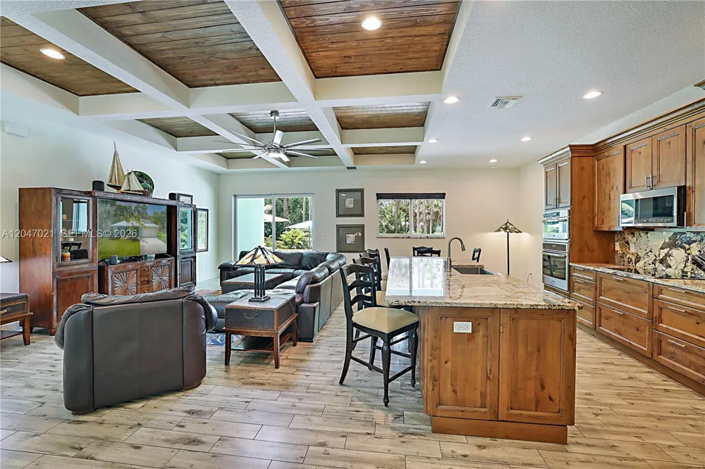 12127 154th Rd N Jupiter, FL 33478