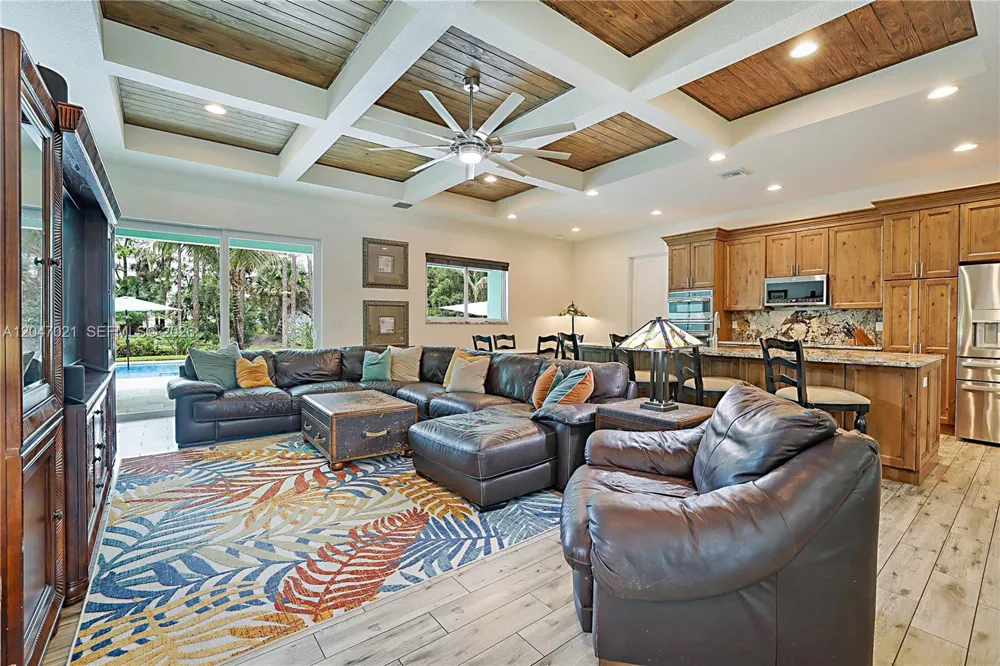 12127 154th Rd N Jupiter, FL 33478