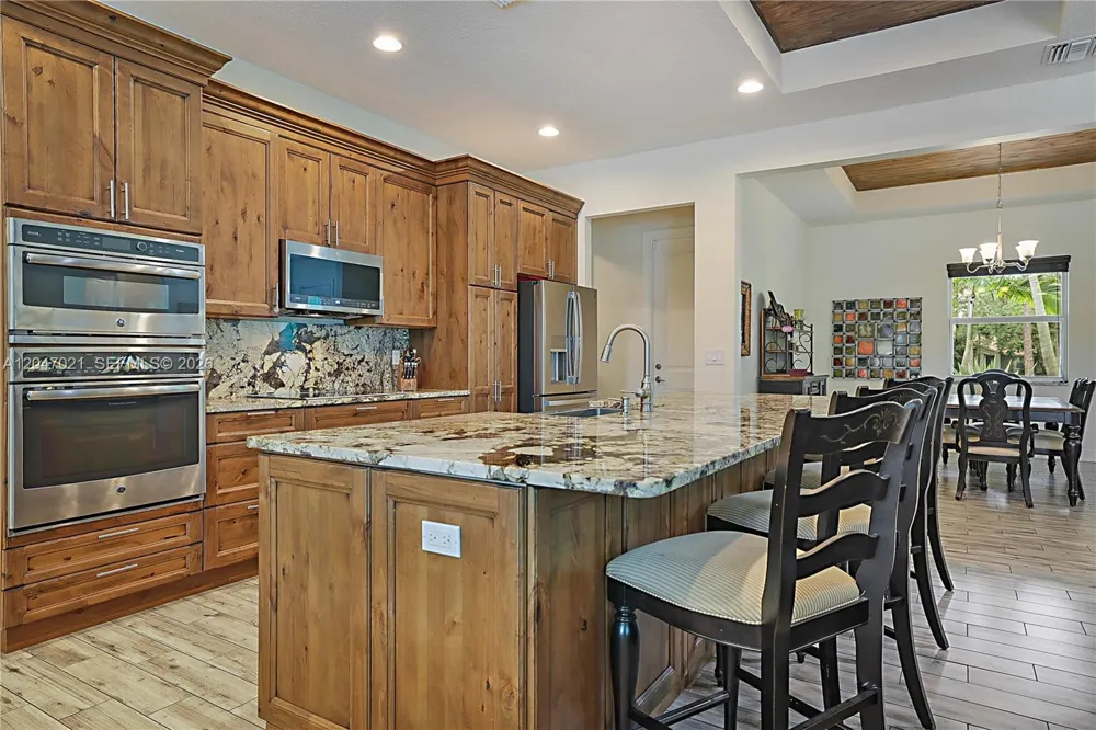 12127 154th Rd N Jupiter, FL 33478