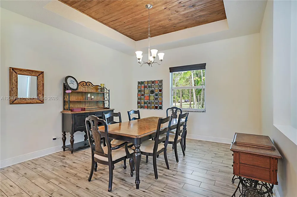 12127 154th Rd N Jupiter, FL 33478