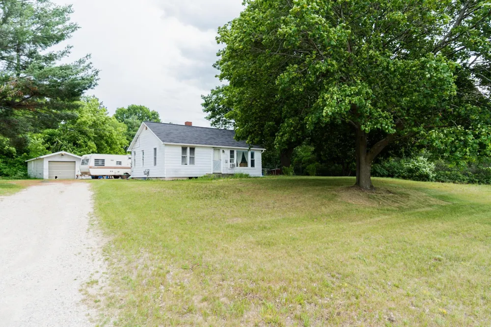 8196 Ludington Drive Garfield Township, MI 48632