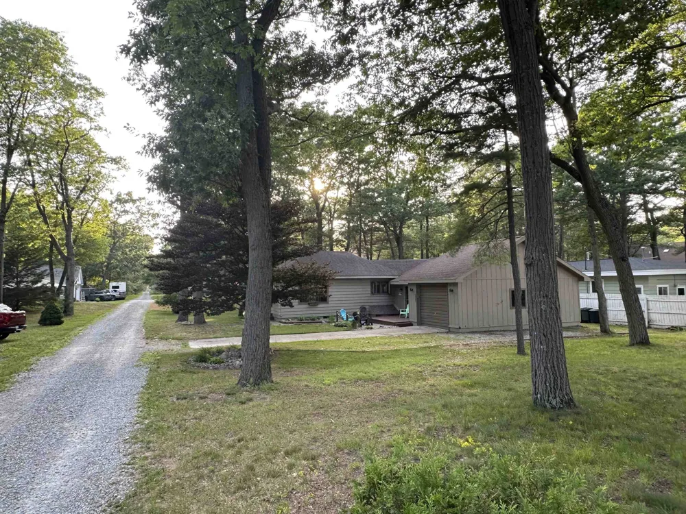 5437 E 8th Street Sims Township, MI 48703