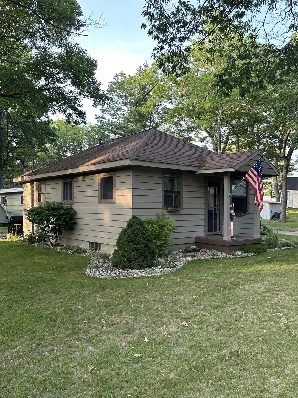 5437 E 8th Street Sims Township, MI 48703