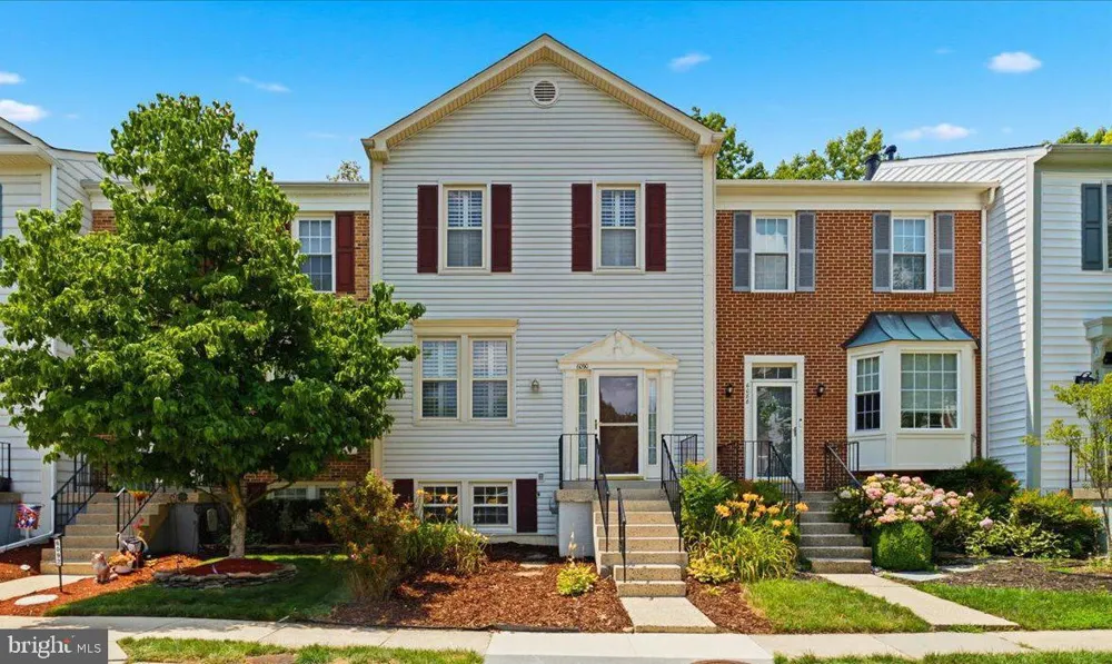 6090 JOUST LANE Alexandria, VA 22315