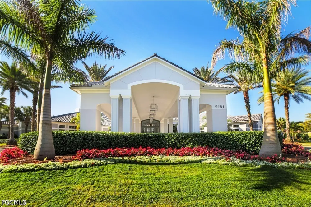 Colonial Country Club Boulevard Fort Myers, FL 33913